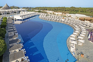 TITANIC DELUXE BELEK (10 foto / 10)
