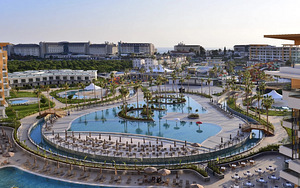AZURA WORLD HOTEL (6 foto / 10)