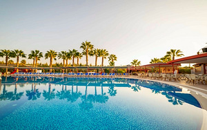 FUN & SUN HANE SUN HOTEL (7 foto / 10)