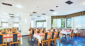 WORLD STAR BEACH RESORT & SPA HOTEL (7 foto / 10)