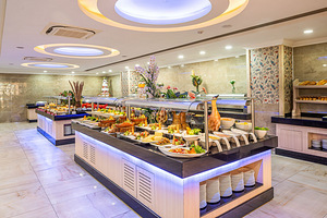 HOLIDAY PARK RESORT HOTEL (5 foto / 10)