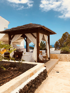 REGENCY TORVISCAS APARTMENTS AND SUITES (2 foto / 10)