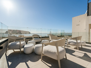 REVERON PLAZA (9 foto / 10)