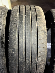 Michelin pilot sport 4 245/40/18 (4 foto / 6)