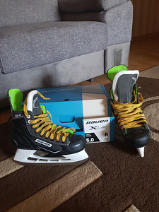 Hokiuisud Bauer '.suurus 37.5 (1 foto / 2)