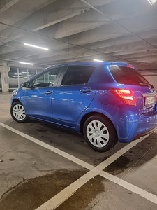 Toyota yaris Hybrid 54kw (6 foto / 10)