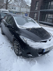 Mazda 2 8/2008 (5 foto / 8)