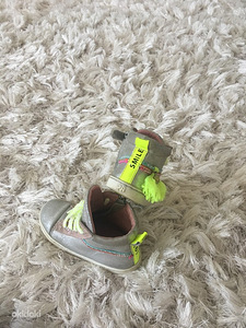 Ботинки ShoesMe, 28 размер (3 фото из 3)