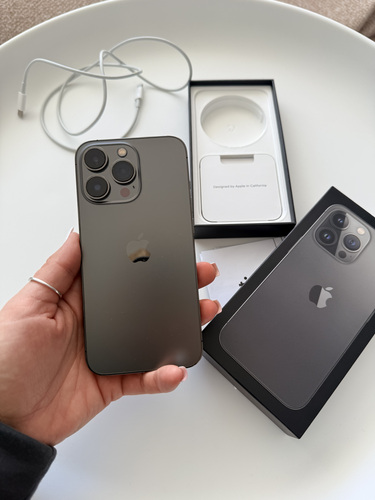 Комплект аксессуаров для iPhone 13 Pro (256 ГБ, Graphite)!