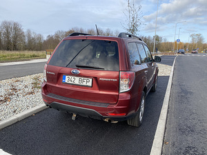 Subaru Forester 2009 2,5L (4 foto / 10)