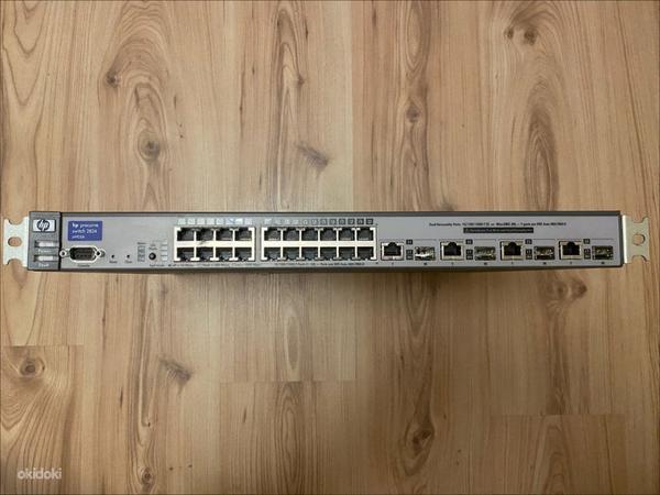 HP ProCurve 2824 (J4903A) switch (foto #1)