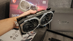 AMD Radeon RX 6600 XT (1 foto / 3)