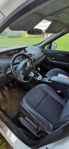 Renault Grand Scenic (3 foto / 3)