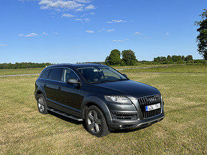 Audi Q7 Exclusive (3 фото из 15)