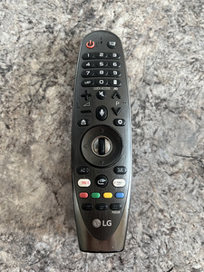ТЕЛЕВИЗОР LG 65SK8100PLA (3 фото из 3)