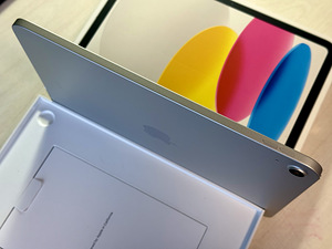 Apple iPad 11 2025 A16 128GB Silver WIFI nagu uus! Garantii (4 foto / 9)