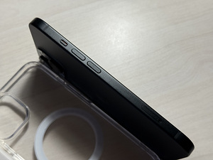 Apple iPhone 15 Black 128GB heas korras! Aku 100% garantii (2 foto / 9)