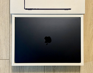 Apple Macbook Air 15 M2 8/256GB Midnight ENG/RUS аккумулятор 100% (1 фото из 10)