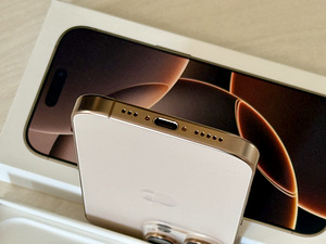 Apple iPhone 16 Pro Desert Ti 128GB как новый! Аккумулятор 9 (5 фото из 8)