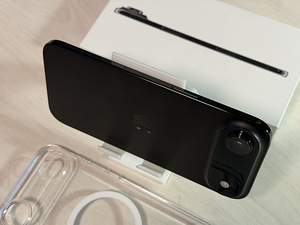 Apple iPhone Air Space Black 256GB nagu uus! Garantii (3 foto / 10)