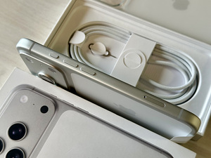 Apple iPhone 17 Pro Silver 256GB nagu uus! Aku 100%, cc 8 (2 foto / 10)