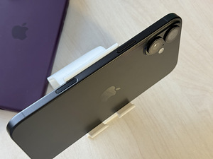 Apple iPhone 16 Plus Black 128GB nagu uus Aku 100%, garantii (3 foto / 10)