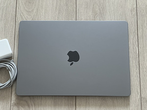 Apple Macbook Air 15 M3 16/512GB SWE как новый! Aky 100% (1 фото из 6)