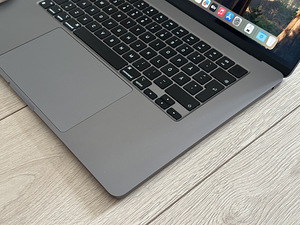Apple Macbook Air 15 M3 16/512GB SWE как новый! Aky 100% (3 фото из 6)