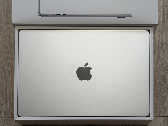 Apple Macbook Air 13 M4 16/256GB Silver ENG/RUS nagu uus!