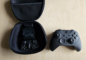 Xbox Series X + Xbox Elites series 2 controller (6 foto / 8)