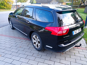 Citroën C5 Exlusive 2.0 (4 foto / 7)