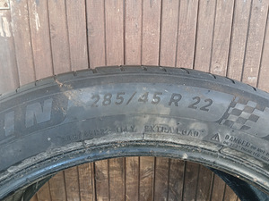 285/45/22 Michelin Pilot Sport 4 SUV (3 foto / 3)