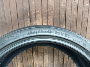 225/40/19 Sonix Winter X Pro 888 (3 foto / 3)