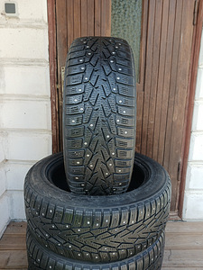 205/55/16 Nokian Hakkapeliitta 7 (1 фото из 3)