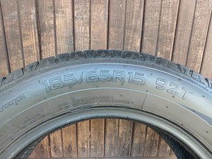 185/65/15 Nankang Ice Activa SW-8 (3 foto / 3)