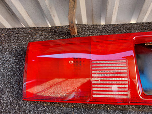 Audi S4 C4 tagatulede paneel (4 foto / 8)