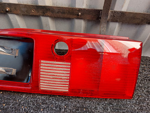 Audi S4 C4 tagatulede paneel (6 foto / 8)