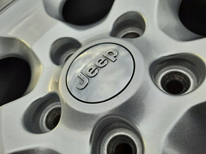Alumiiniumveljed Jeep Wrangler (1 foto / 6)