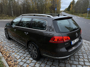 Volkswagen Passat Exclusive Highline 2.0 125KW (4 foto / 15)