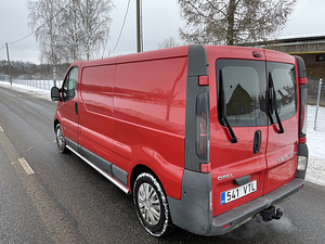 Opel Vivaro Long 1,9 74KW (2 foto / 12)