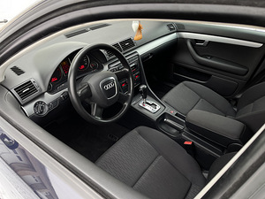 Audi A4 Comfort 2.0 103kV (5 foto / 13)