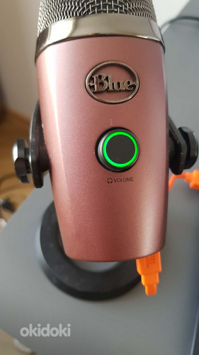 Микрофон Logitech Blue Yeti Nano/ как описано
