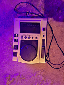 Pioneer CDJ 100s laseri veaga (1 foto / 1)