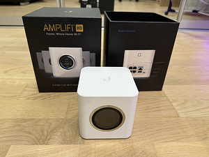 Ubiquiti Amplifi AFI-R HD Home Mesh Wi-Fi router (4 foto / 4)