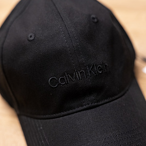 Calvin Klein uus nokamüts cap (2 foto / 3)