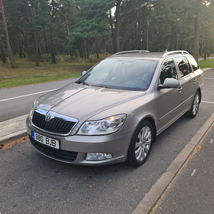 Skoda Octavia 2.0tdi (1 foto / 12)