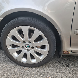 Skoda Octavia 2.0tdi (11 foto / 12)