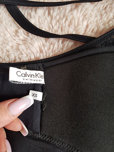 Uus Calvin Klein bikiini top! (5 foto / 6)