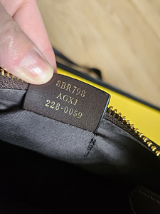 Fendi Fendigraphy fabric hobo-bag (5 foto / 10)