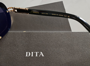 Dita Raketo päikeseprillid! (3 foto / 6)